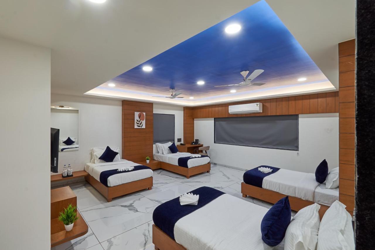 The Scenic Unity Hotel Garudeshwar Exterior photo