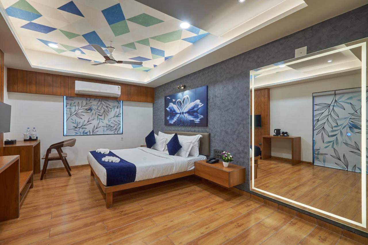 The Scenic Unity Hotel Garudeshwar Exterior photo