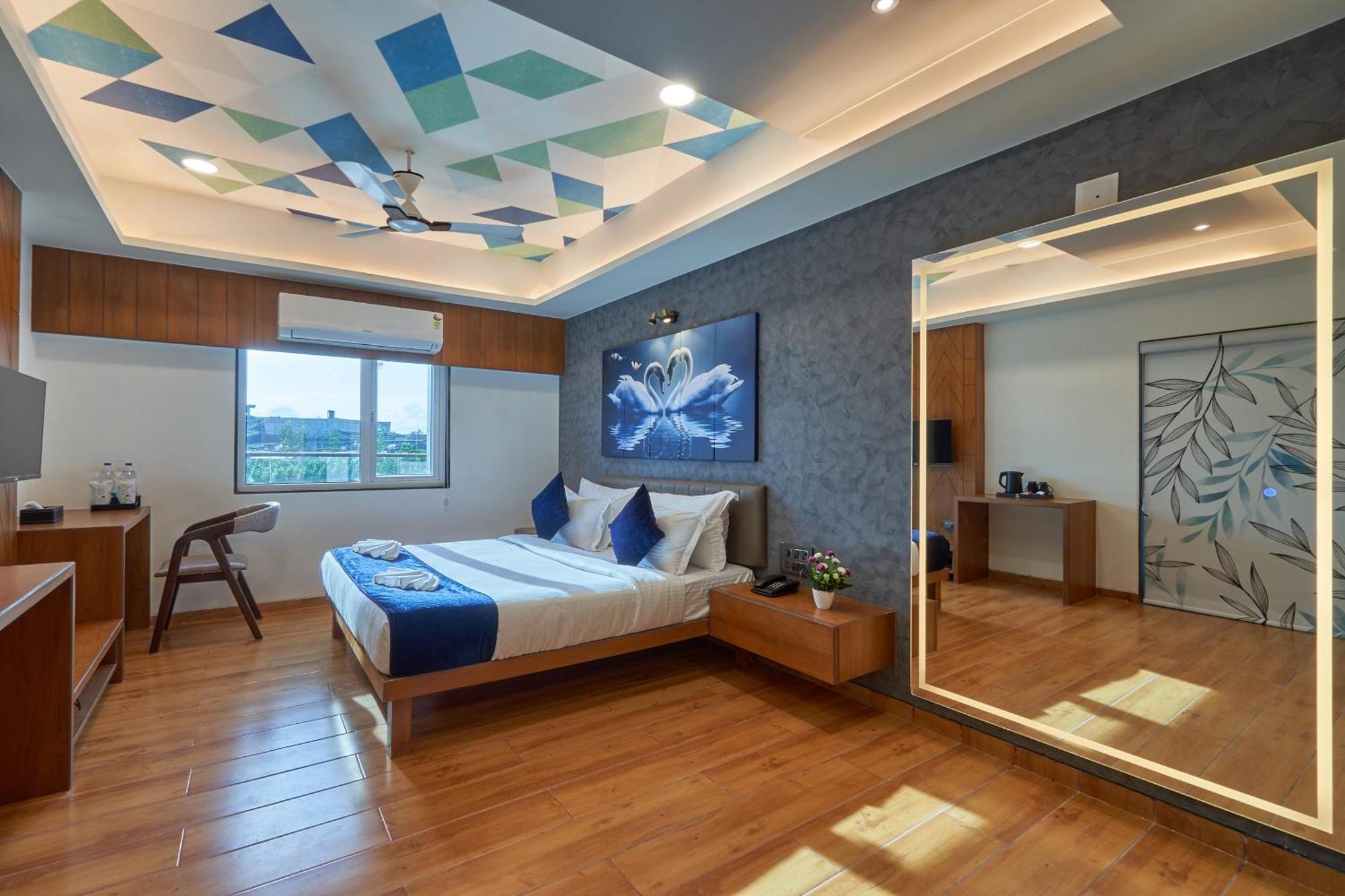 The Scenic Unity Hotel Garudeshwar Exterior photo
