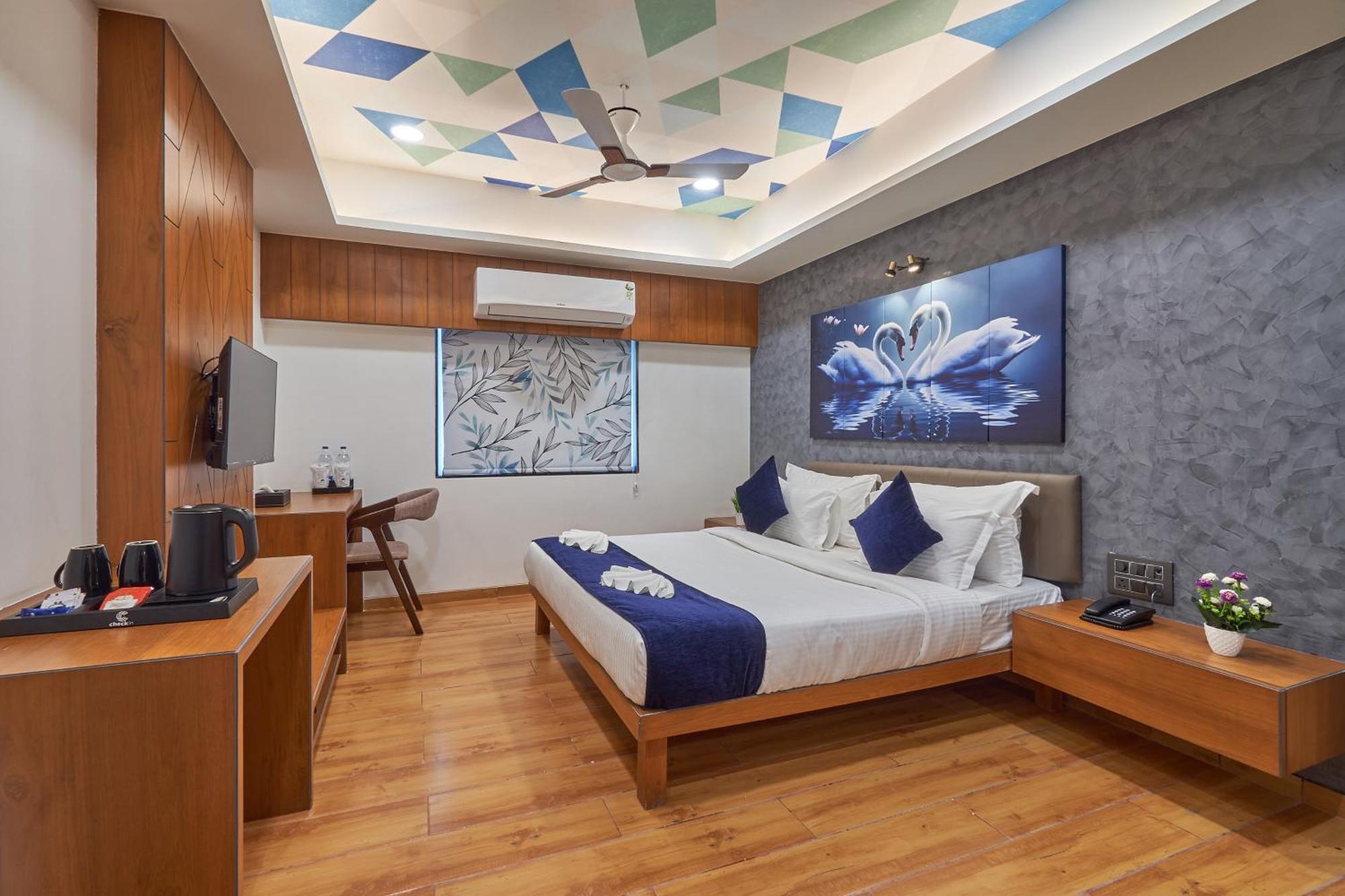 The Scenic Unity Hotel Garudeshwar Exterior photo